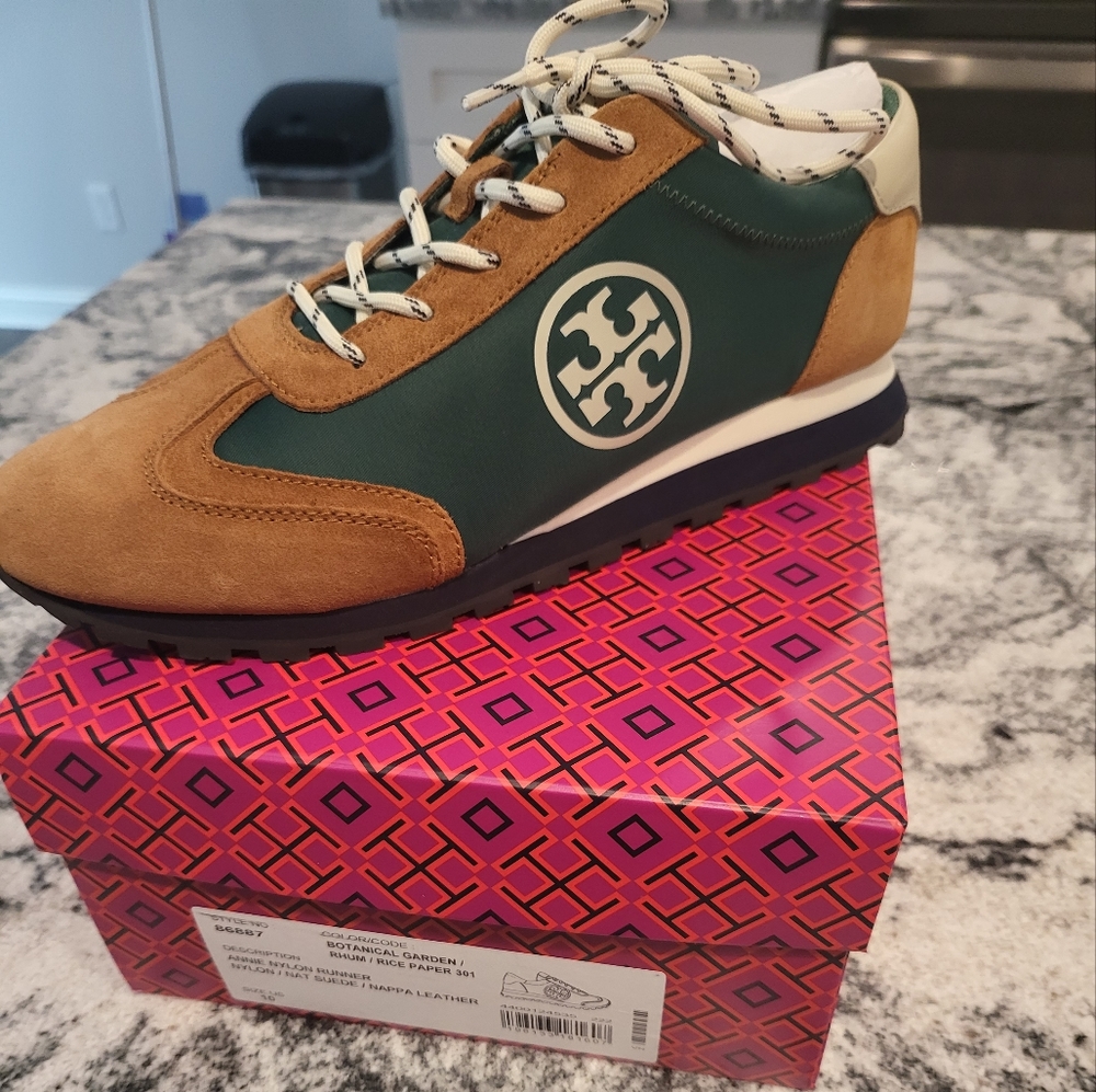 Tory Burch Sneakers